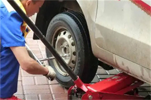 临湘附近拖车24小时服务热线电话